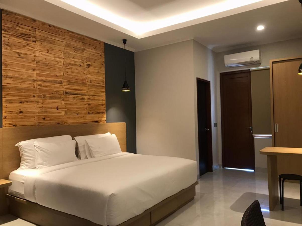 J4 Nusa Dua *